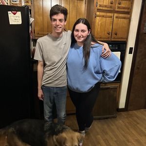 Meet your Posher, Carly